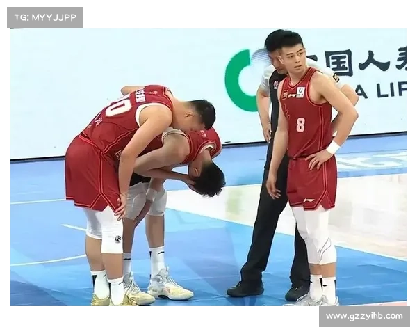 广东篮板被抢断重创 洛夫顿遭重罚 同曦核心伤退 首钢主帅声浪呼吁下课